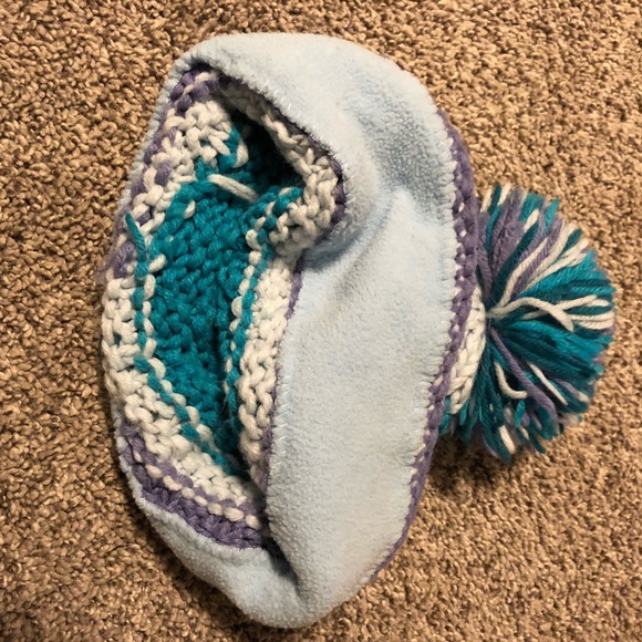 Winter hat - Picture 2 of 2